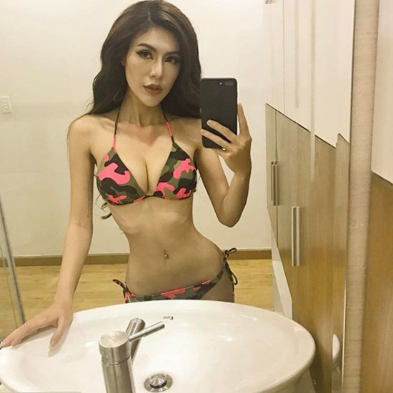 luu-truc-khanh-ban-nude-khoe-dang-chuan-hang-ngon (1)