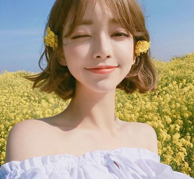 Kang Tae Ri xinh đẹp khoe nụ cười khiến vạn người mê