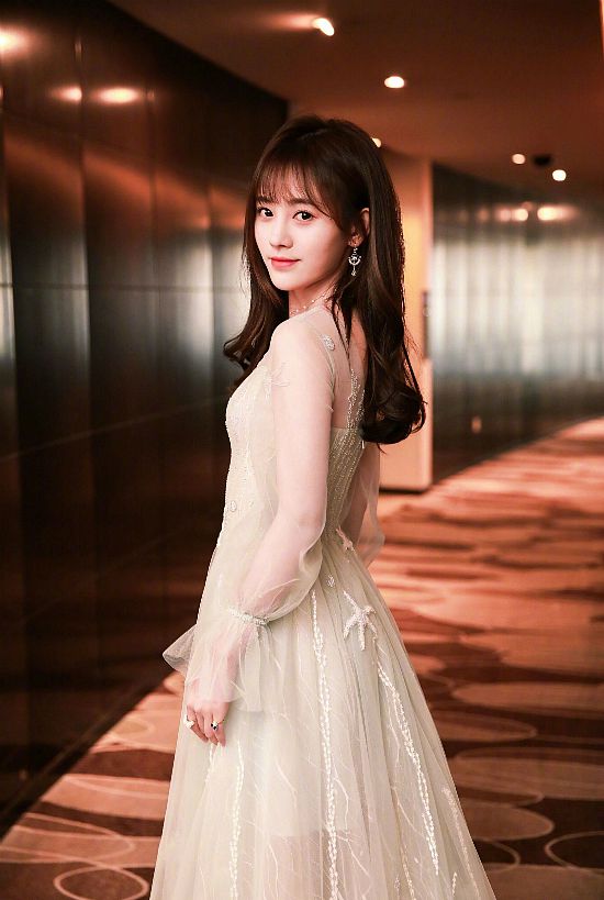 ghen-ty-ve-dep-xinh-nhu-hoa-cua-cuc-tinh-y (9)