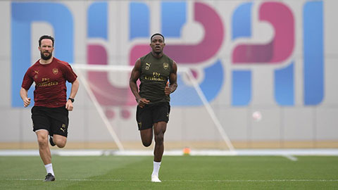 emery-muon-arsenal-gia-han-voi-tien-dao-welbeck-2