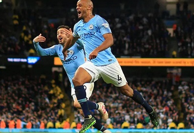 Man City không còn đối thủ cạnh tranh ngôi vị vô địch